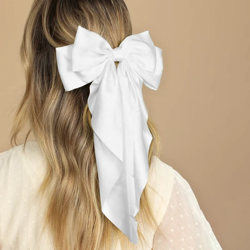 Large Bow Hairpin