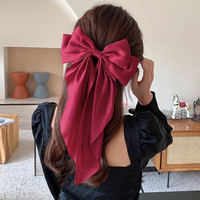 Large Bow Hairpin