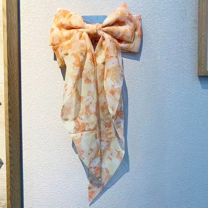 Large Bow Hairpin