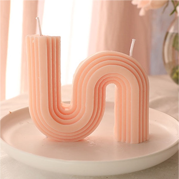 U-Shaped Geometric Scented Candles