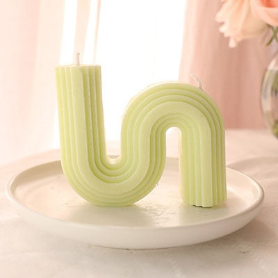 U-Shaped Geometric Scented Candles