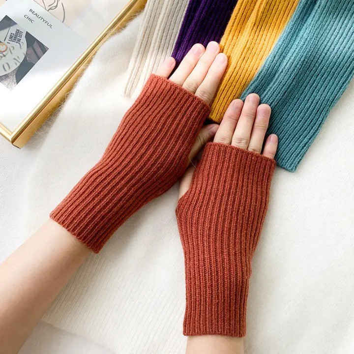 Boho Retro Fingerless Knitted Gloves