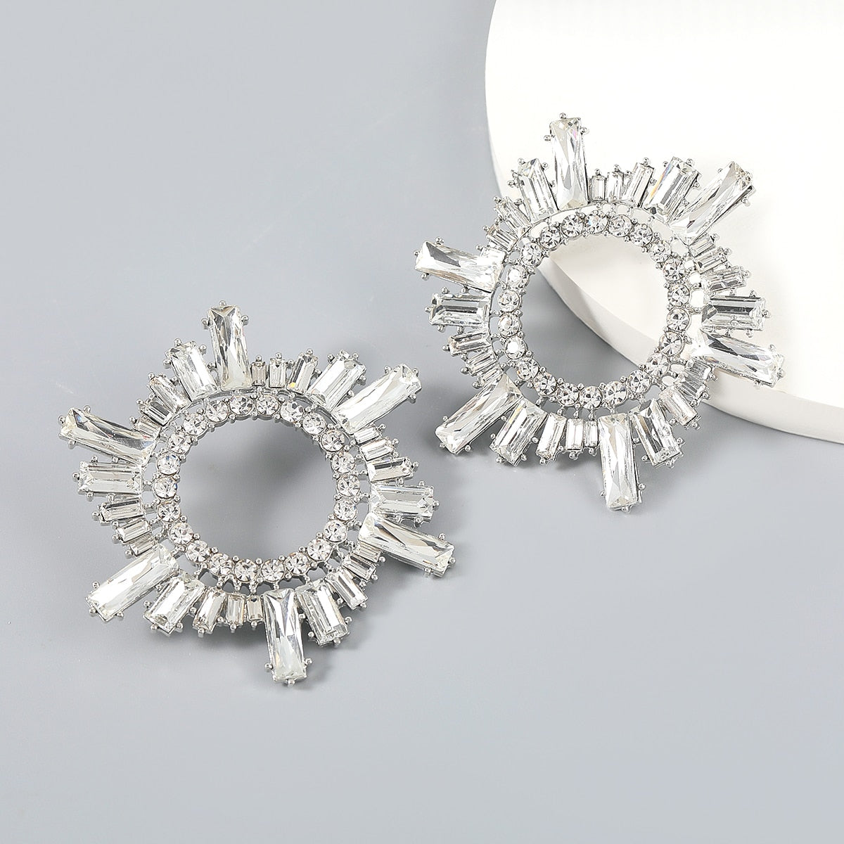 Shiny Rhinestone Flower Dangle Earrings