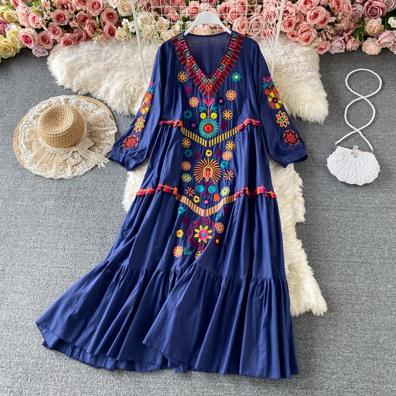 Boho Chic Floral Embroidery Maxi Dress - Top Boho
