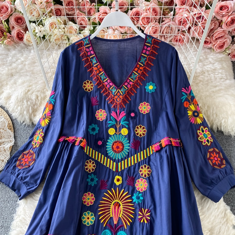 Boho Chic Floral Embroidery Maxi Dress - Top Boho